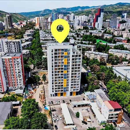 Cozy 1Br Apt Near Metro Station On Saburtalo. Tbilisi Exterior photo