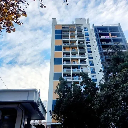 Cozy 1Br Apt Near Metro Station On Saburtalo. Tbilisi Exterior photo
