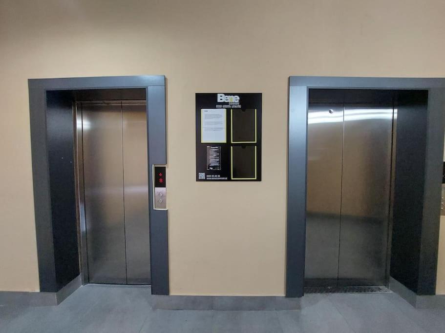 Cozy 1br Near Metro Station On Saburtalo. דירה